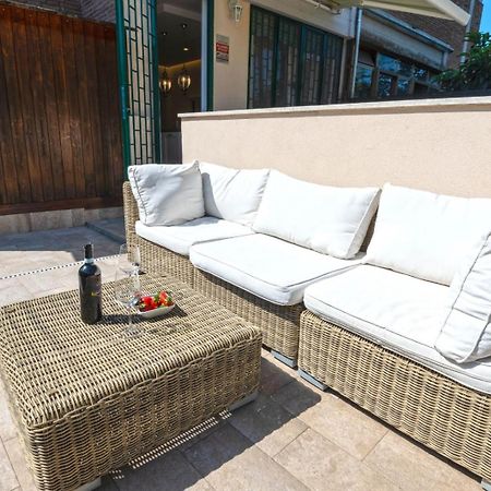 Garden House Vale Apartment Рим Екстериор снимка