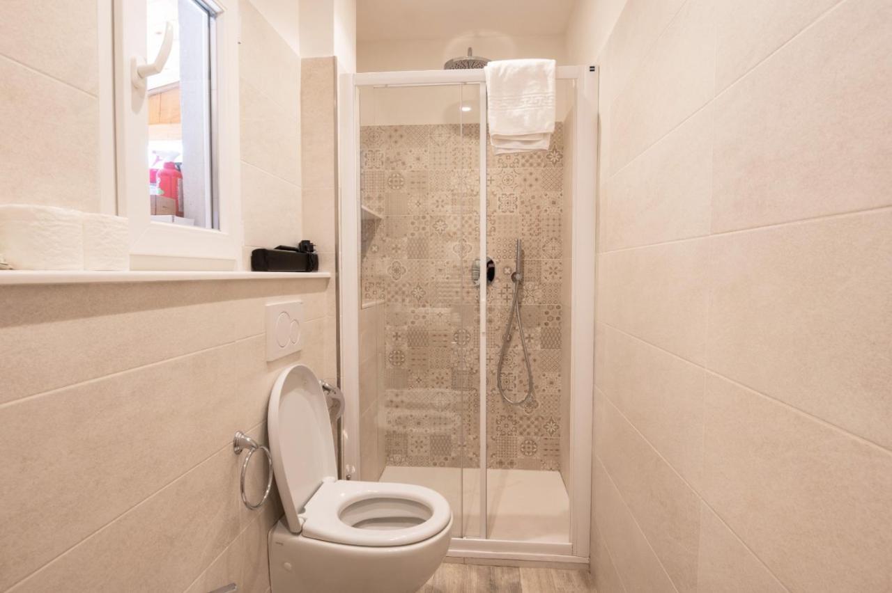 Garden House Vale Apartment Рим Екстериор снимка